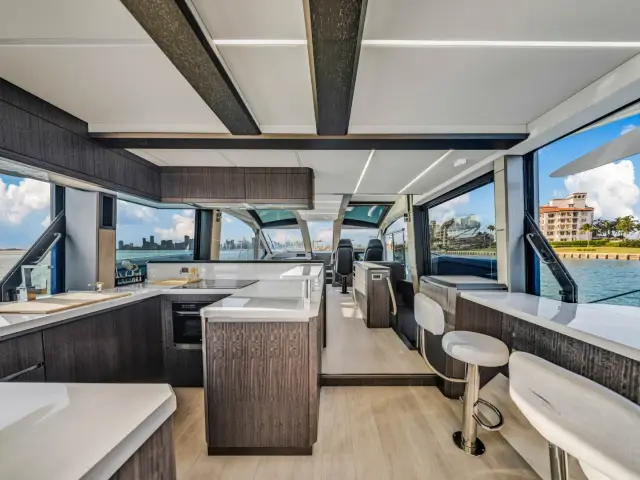 SEVEN SEAS | Galeon 68' — 40 / 49