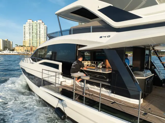 SEVEN SEAS | Galeon 68' — 7 / 49