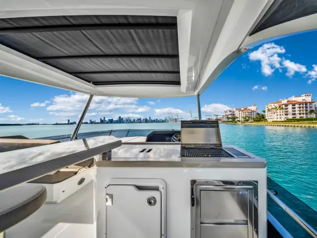 SEVEN SEAS | Galeon 68' — 39 / 49