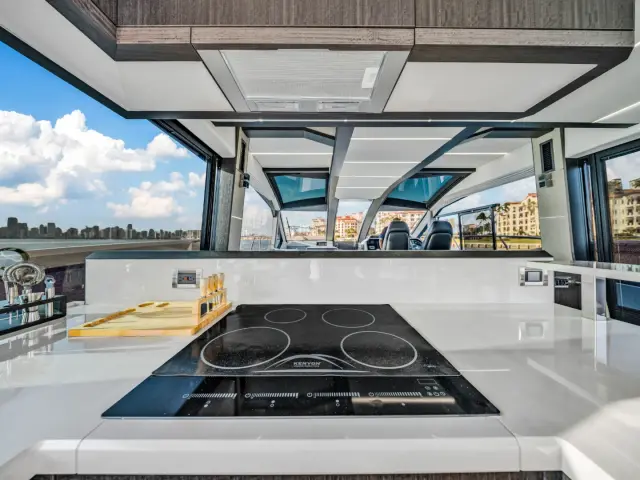 SEVEN SEAS | Galeon 68' — 20 / 49