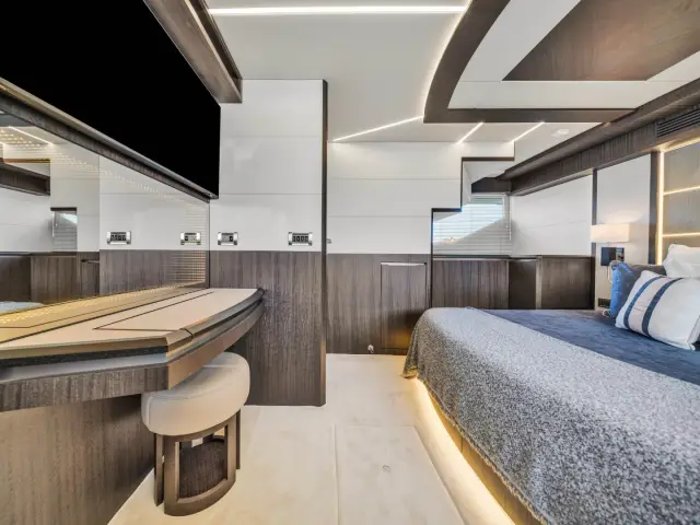 SEVEN SEAS | Galeon 68' — 36 / 49