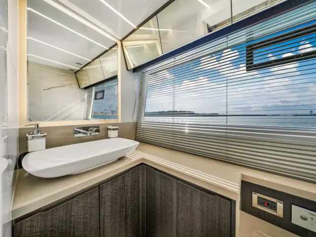 SEVEN SEAS | Galeon 68' — 46 / 49