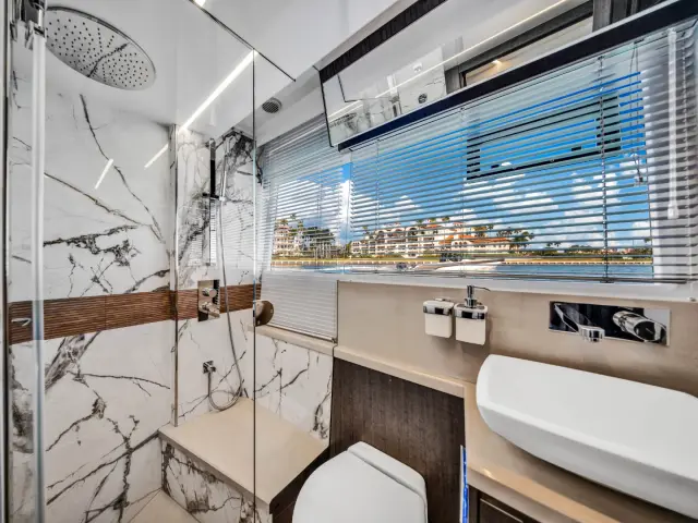 SEVEN SEAS | Galeon 68' — 38 / 49