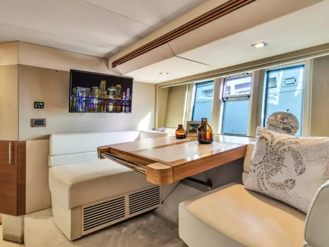 FREEDOM | Azimut 65 — 38 / 49
