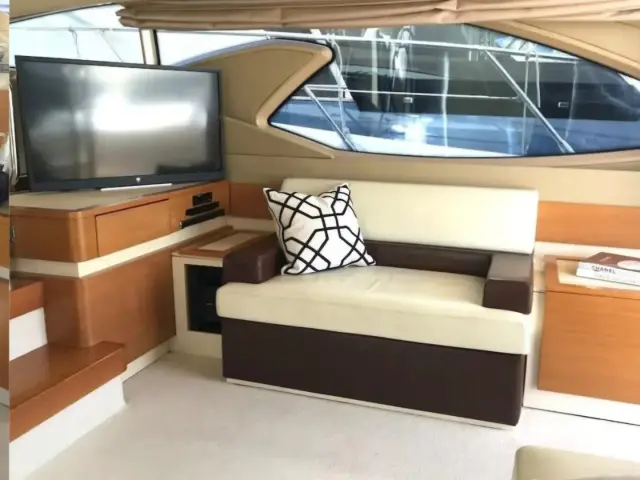 FREEDOM | Azimut 65 — 16 / 49