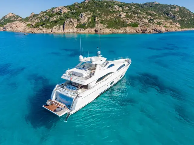 ETHNA | Ferretti Custom Line 97 — 4 / 38