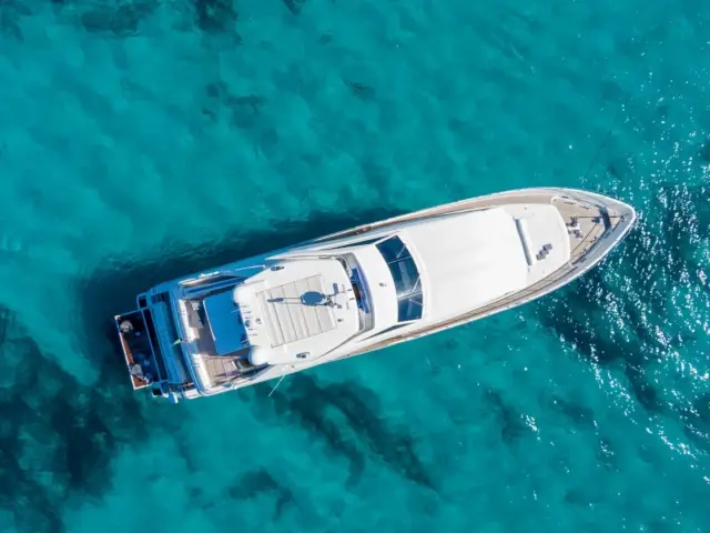ETHNA | Ferretti Custom Line 97 — 6 / 38