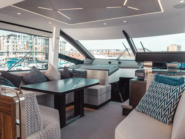 PERFECTION STILL | Sunseeker Manhattan 55 — 13 / 22