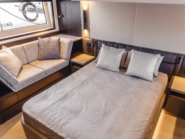 PERFECTION STILL | Sunseeker Manhattan 55 — 16 / 22