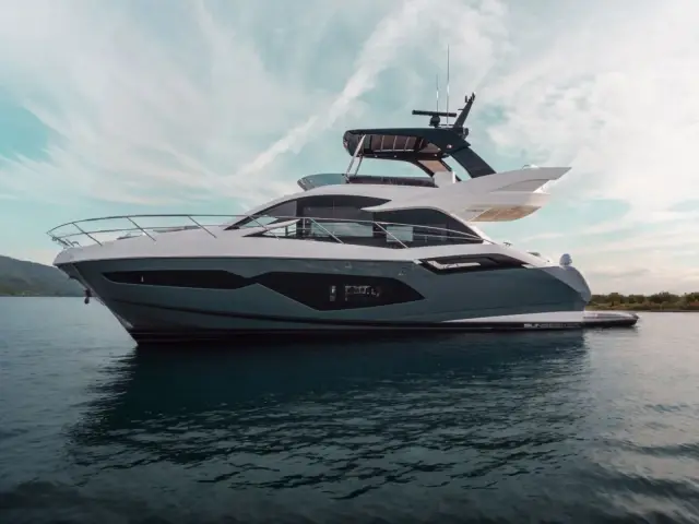 PERFECTION STILL | Sunseeker Manhattan 55 — 1 / 22