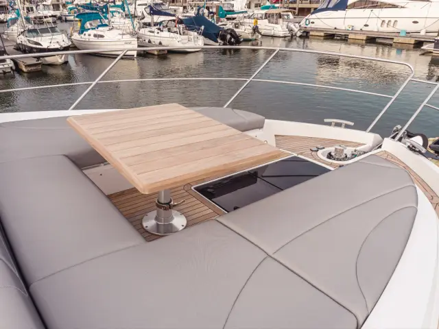 PERFECTION STILL | Sunseeker Manhattan 55 — 4 / 22