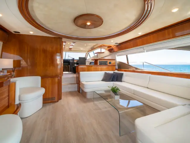 SIMPLY BRILLIANT | Ferretti 68 — 17 / 27