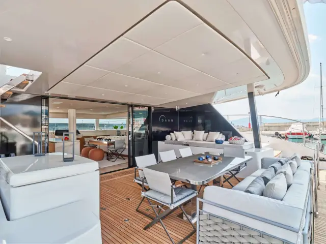 DAWN | Sunreef 60 Sail — 9 / 20