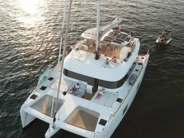 DAWN | Sunreef 60 Sail — 2 / 20