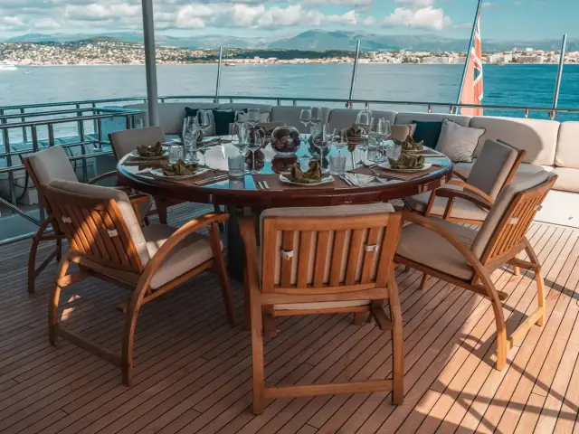 KIJO | Heesen 44M — 12 / 32