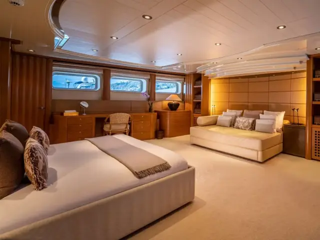 KIJO | Heesen 44M — 20 / 32