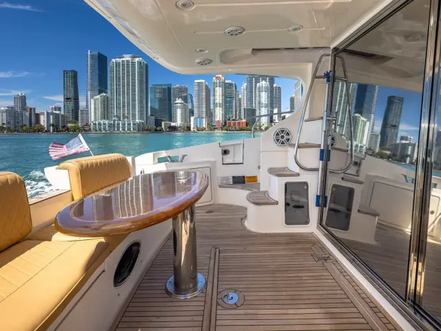 EL FARAON | Azimut 55 — 22 / 41