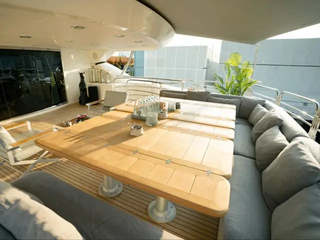 ENCORE | Sunseeker 40M — 9 / 12