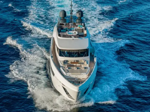 SOUTH | Custom Line Navetta 33 — 7 / 50