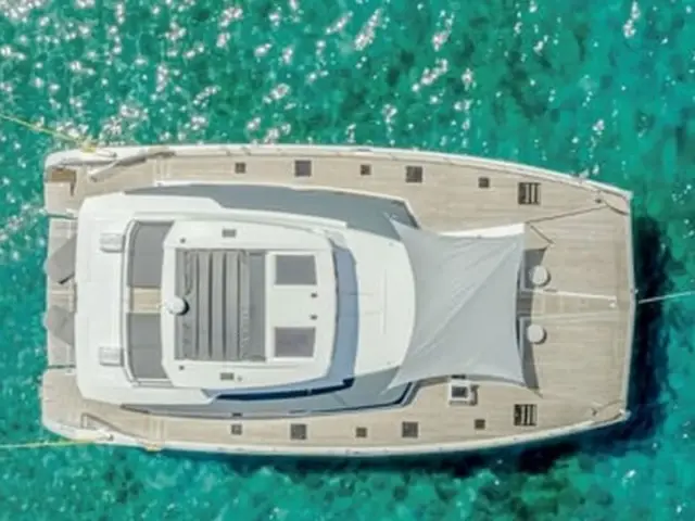 CORE | Fountaine Pajot 67 — 7 / 38