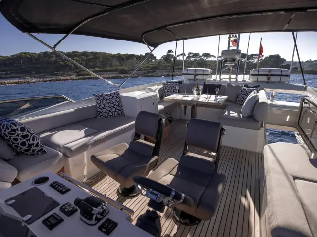 APOLLONIA | Prestige 680S — 6 / 20