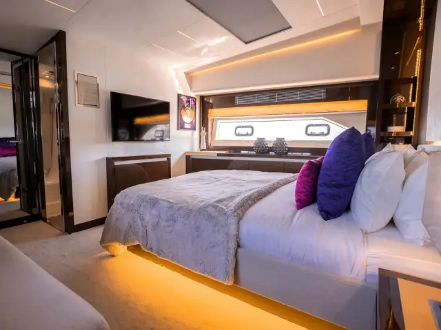 APOLLONIA | Prestige 680S — 13 / 20