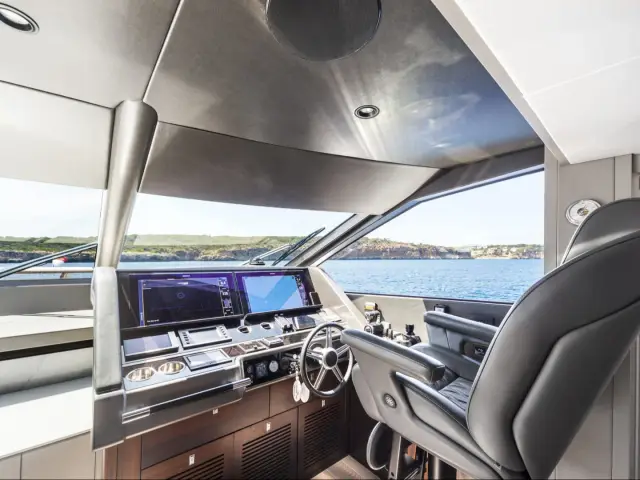 JUNIOR | Sunseeker 88 — 9 / 37