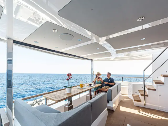 JUNIOR | Sunseeker 88 — 31 / 37