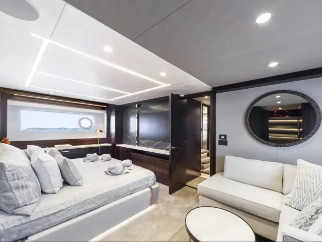 JUNIOR | Sunseeker 88 — 11 / 37