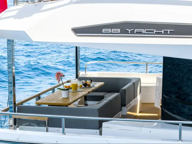 JUNIOR | Sunseeker 88 — 33 / 37