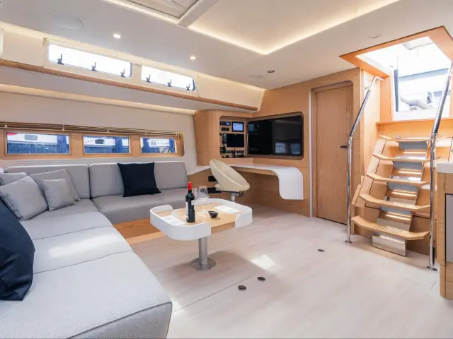Agarimo Six | Hanse 675 — 17 / 28