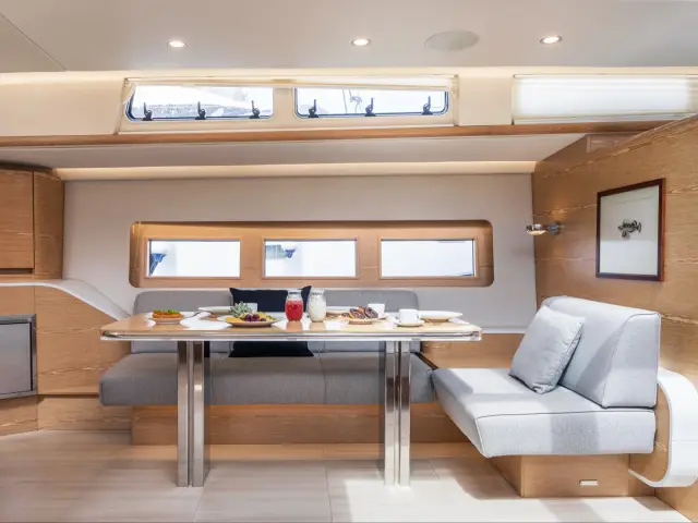 Agarimo Six | Hanse 675 — 15 / 28