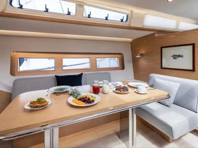 Agarimo Six | Hanse 675 — 16 / 28