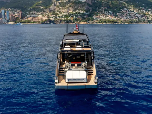 L'AS BLEU | Riva 82 — 7 / 45