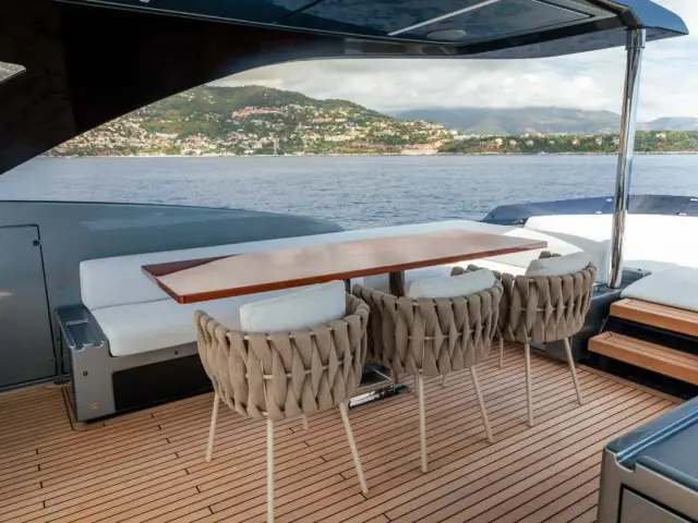 L'AS BLEU | Riva 82 — 13 / 45