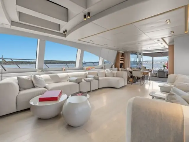 FANAMAX | Mangusta 110 — 47 / 51