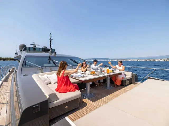 FANAMAX | Mangusta 110 — 36 / 51