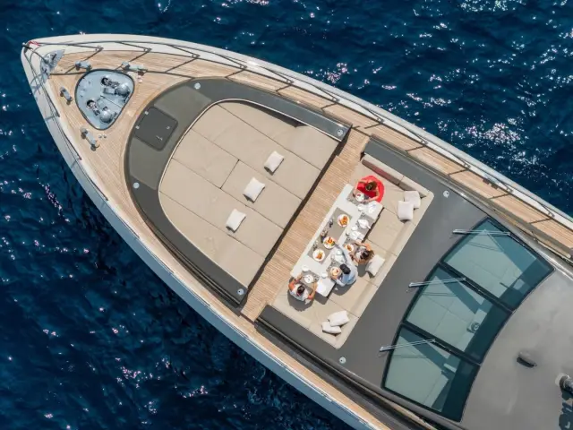 FANAMAX | Mangusta 110 — 14 / 51