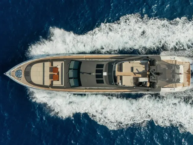 FANAMAX | Mangusta 110 — 13 / 51