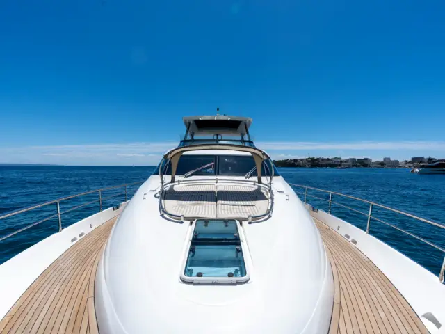 PAPAMARES | Fairline Squadron 78 — 17 / 61