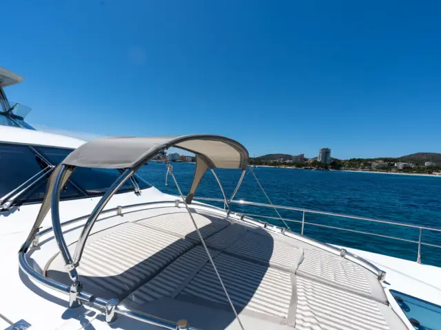 PAPAMARES | Fairline Squadron 78 — 40 / 61