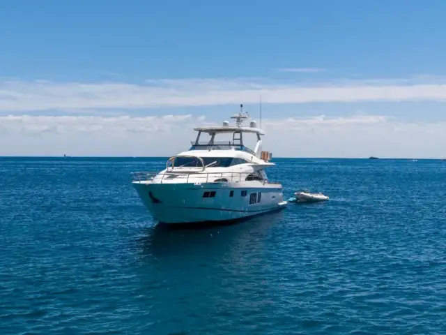 PAPAMARES | Fairline Squadron 78 — 9 / 61