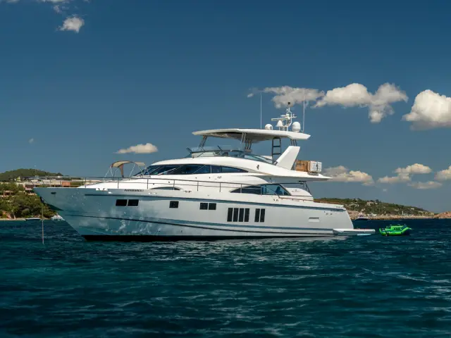 PAPAMARES | Fairline Squadron 78 — 13 / 61