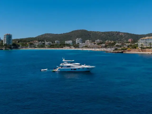 PAPAMARES | Fairline Squadron 78 — 6 / 61