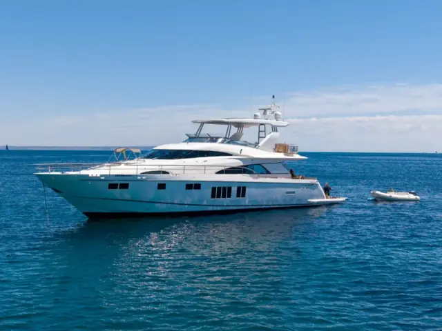 PAPAMARES | Fairline Squadron 78 — 2 / 61