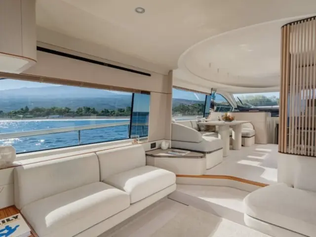 SBK | Azimut 68 Fly — 23 / 35