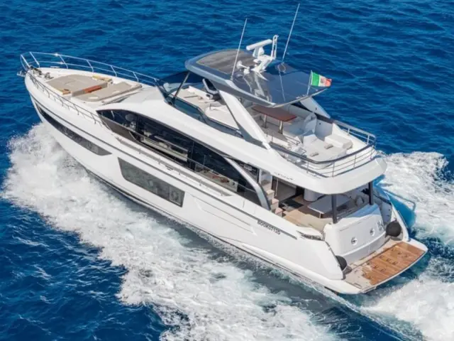 SBK | Azimut 68 Fly — 3 / 35