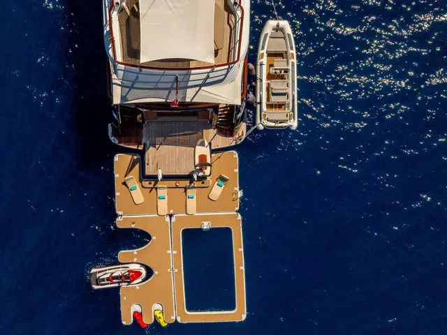 JOSEPHINE I | Mulder 36M — 8 / 82