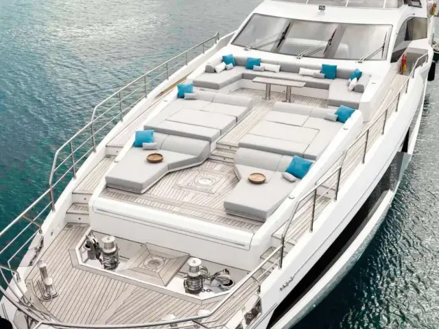 ALEGRIA  | Azimut 105 Grande — 2 / 19
