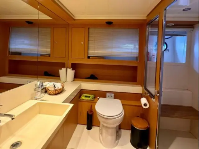 JAB II | Riva 75 Venere — 30 / 55